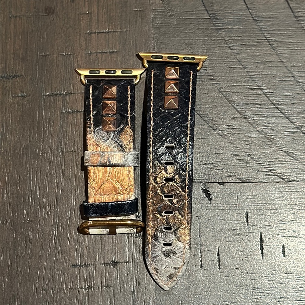 Rose gold Apple Watch band 38mm